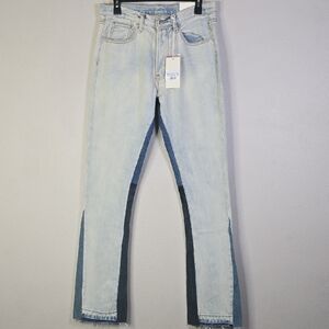 MNML Light Wash Denim Flare Mens Jeans Size 30 NwT.